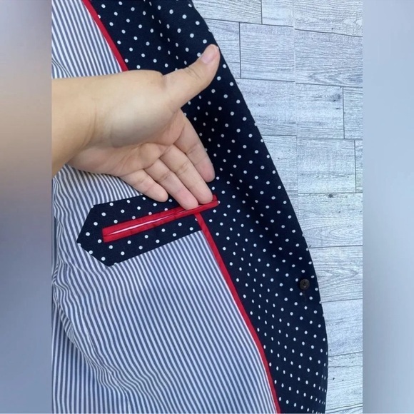 J.Crew Women's Blue Polka-dot Regent Blazer
In Linen size 8 - Picture 13 of 16